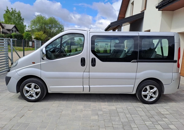 Opel Vivaro cena 39800 przebieg: 167700, rok produkcji 2010 z Wyszków małe 172